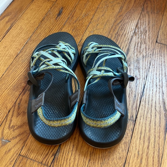 Chaco’s - Picture 2 of 5